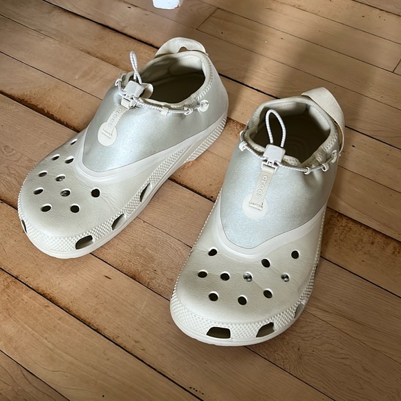 Crocs Satisfy - Picture 1 of 9